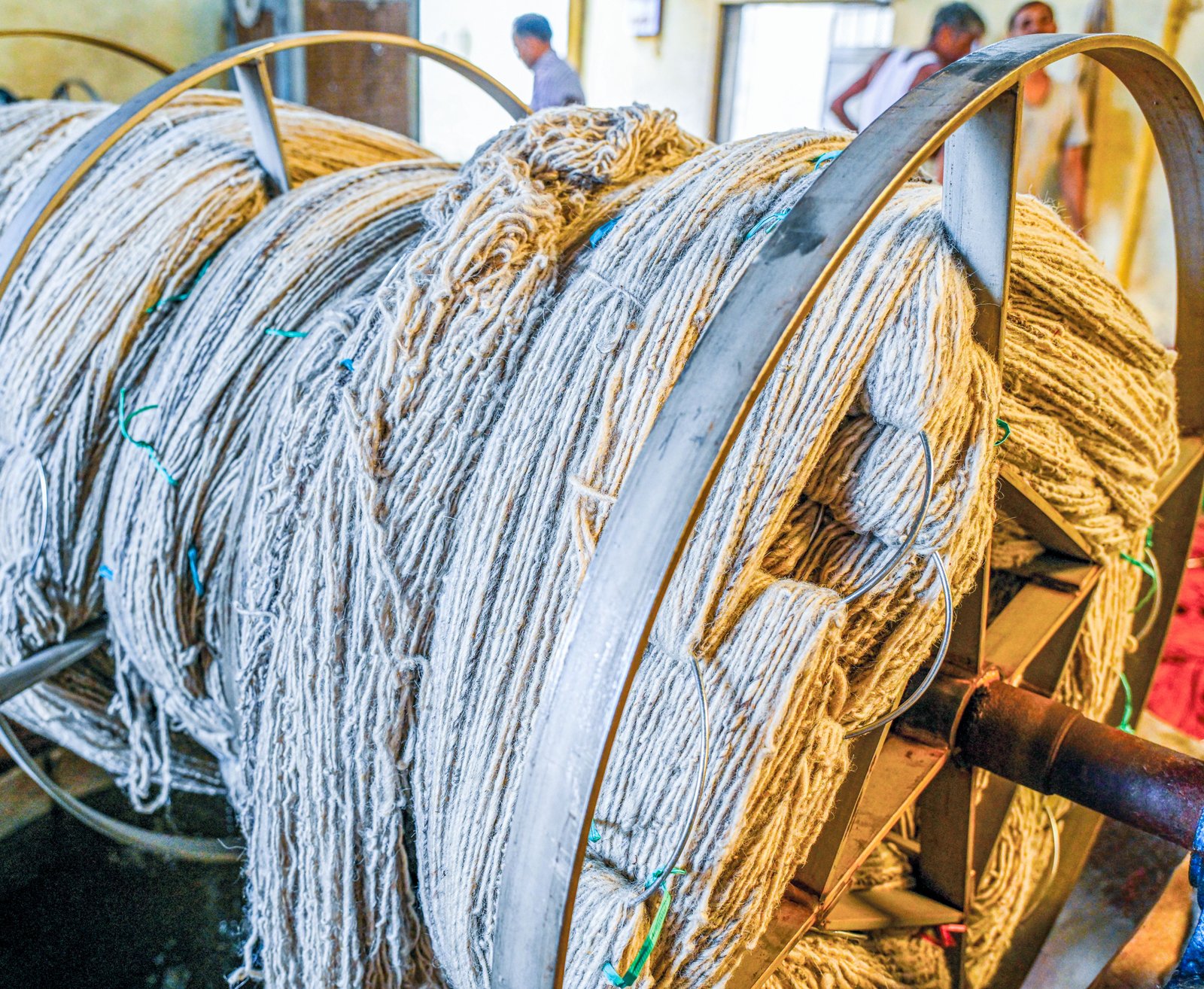 MATERIAL DYEING