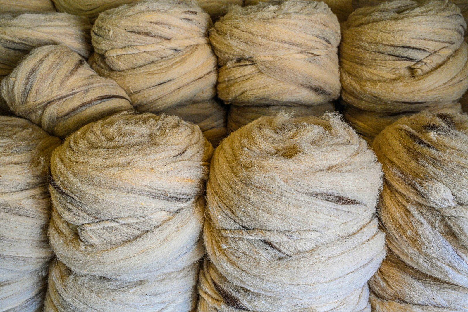 RAW WOOL