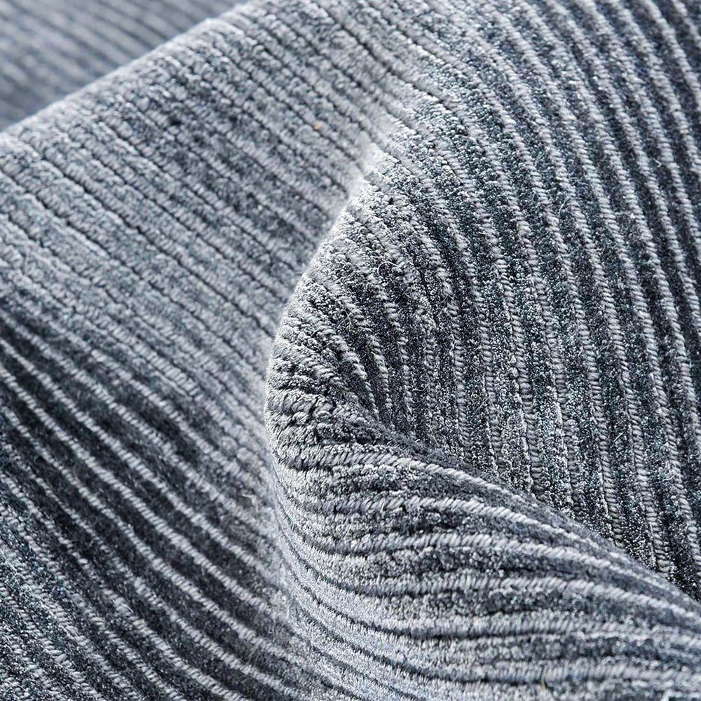 STRIA CHARCOAL
